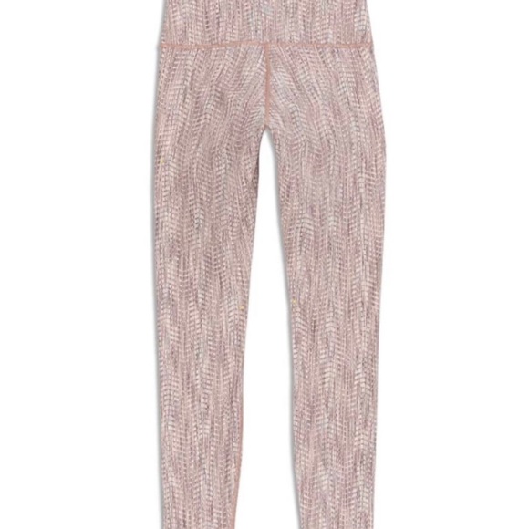 Lululemon Wunder Under pink rare - Picture 6 of 6